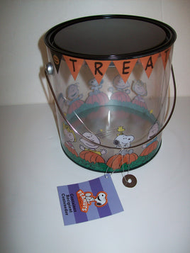 Peanuts Trick or Treat Paint Can Decoration-We Got Character