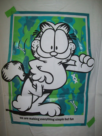 White Fun With Garfield Shirt-We Got Character