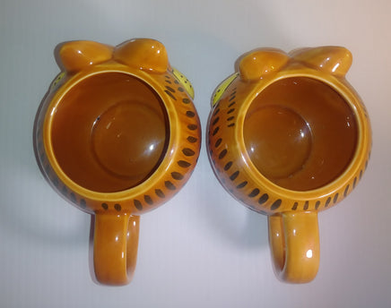 Lot of 2 Garfield Cups-We Got Character