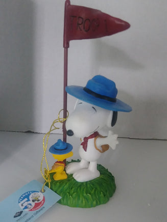Peanuts Snoopy Scout Figurine-wegotcharacetr.com