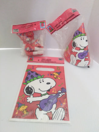 Vintage Peanuts Snoopy Woodstock Jazzin Birthday Party Supplies-We Got Character