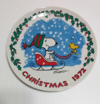 Snoopy Peanuts Christmas Collector Plate 1972- We Got Character