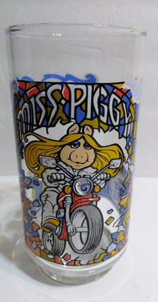 McDonald's Glass The Great Muppet Caper Miss Piggy-We Got Character